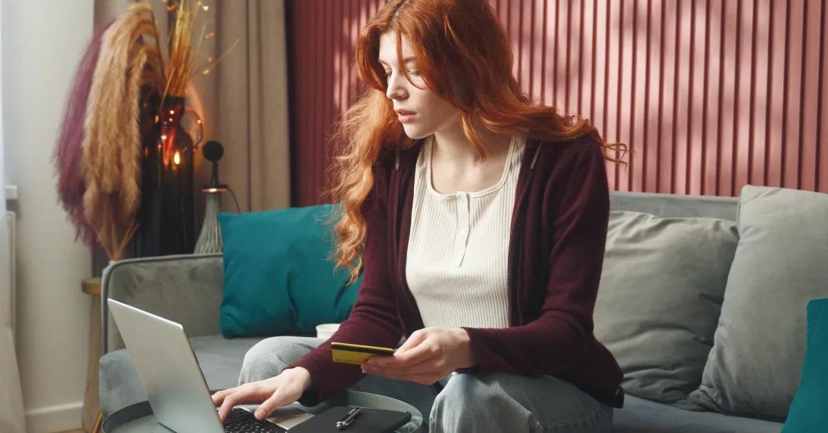 How Manual Testing in E-Commerce Enhances Customer Experience